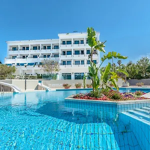 4* Otel Acacia Marina